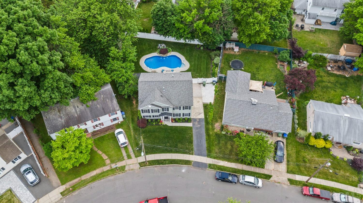 14 Baxter Road Edison, NJ 08817 - Photo 38 of 39 an aerial view of a house having outdoor space