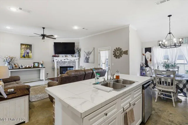 $279,900 | 1509 Arcadia Lane, Brandon, MS 39042