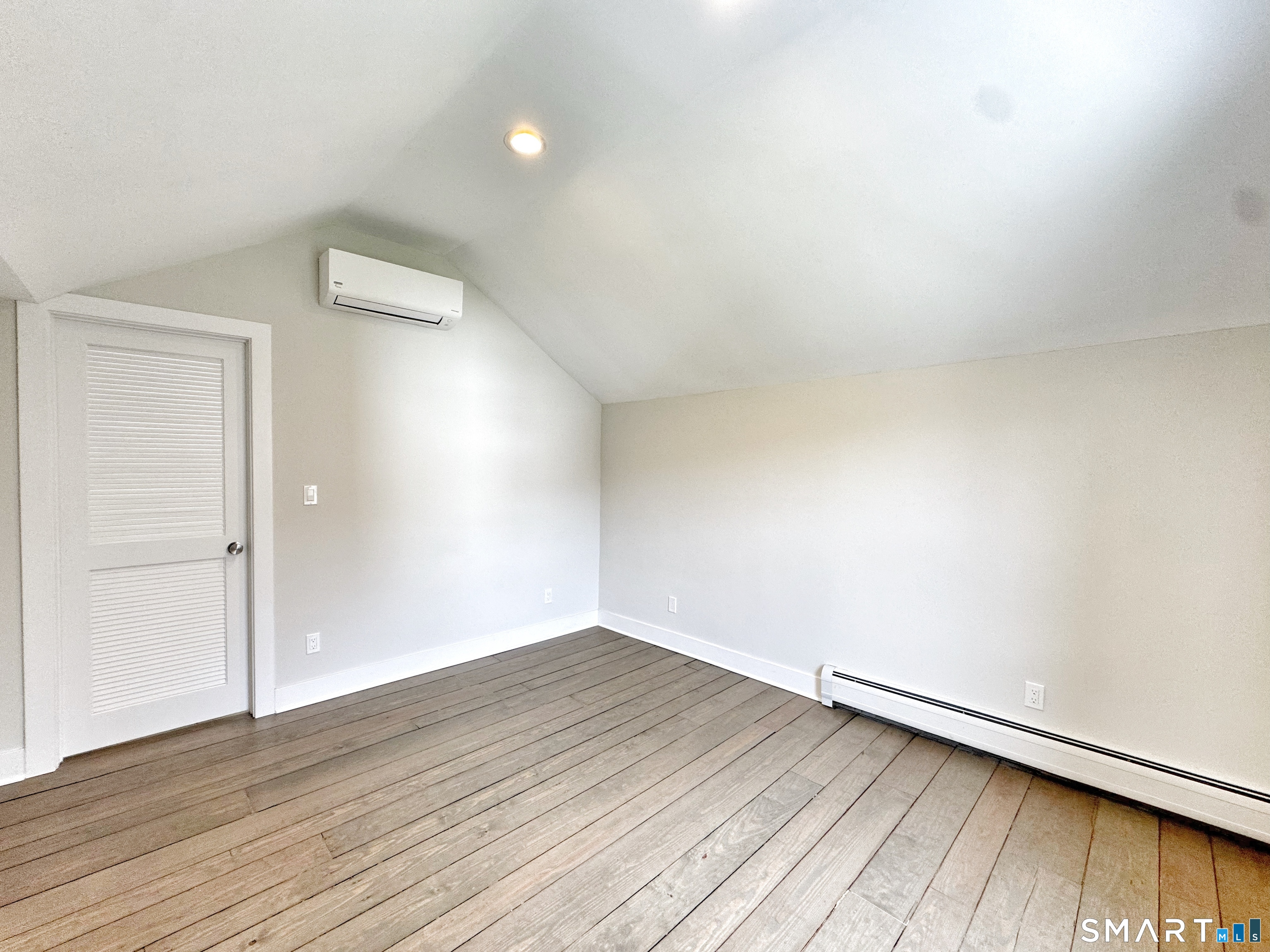 112 Georgetown Road Weston, CT 06883 - Photo 10 of 23