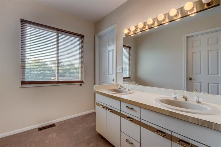 608 Rogers Road Fort Mitchell, KY 41017 - Photo 14 of 18 Gallery Image 14