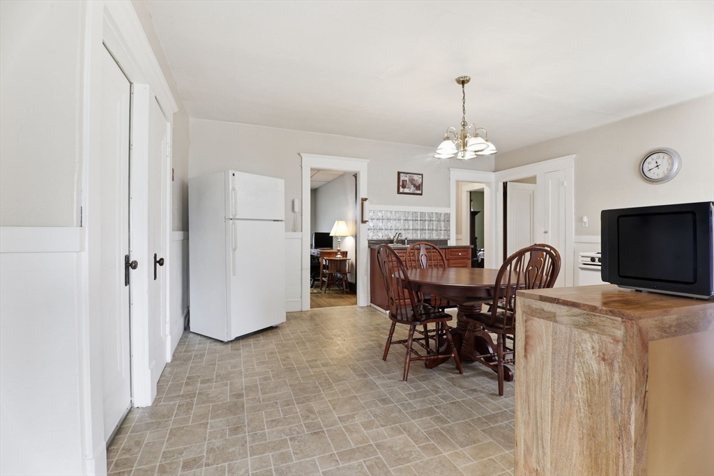 51 Trilby Avenue Chicopee, MA 01020 - Photo 8 of 42