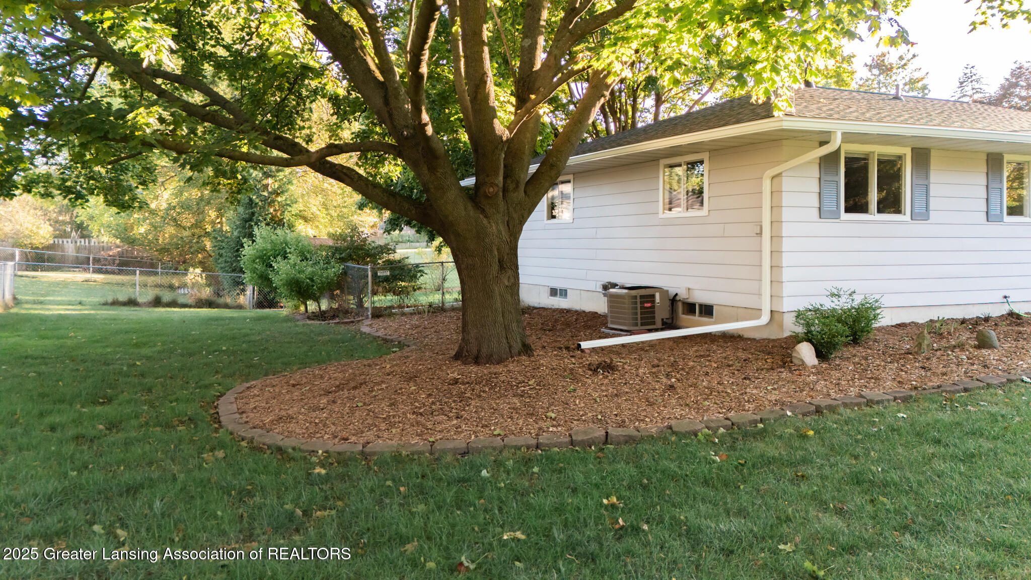 2520 Forest Road Lansing, MI 48910 - Photo 32 of 39 2520Forest32