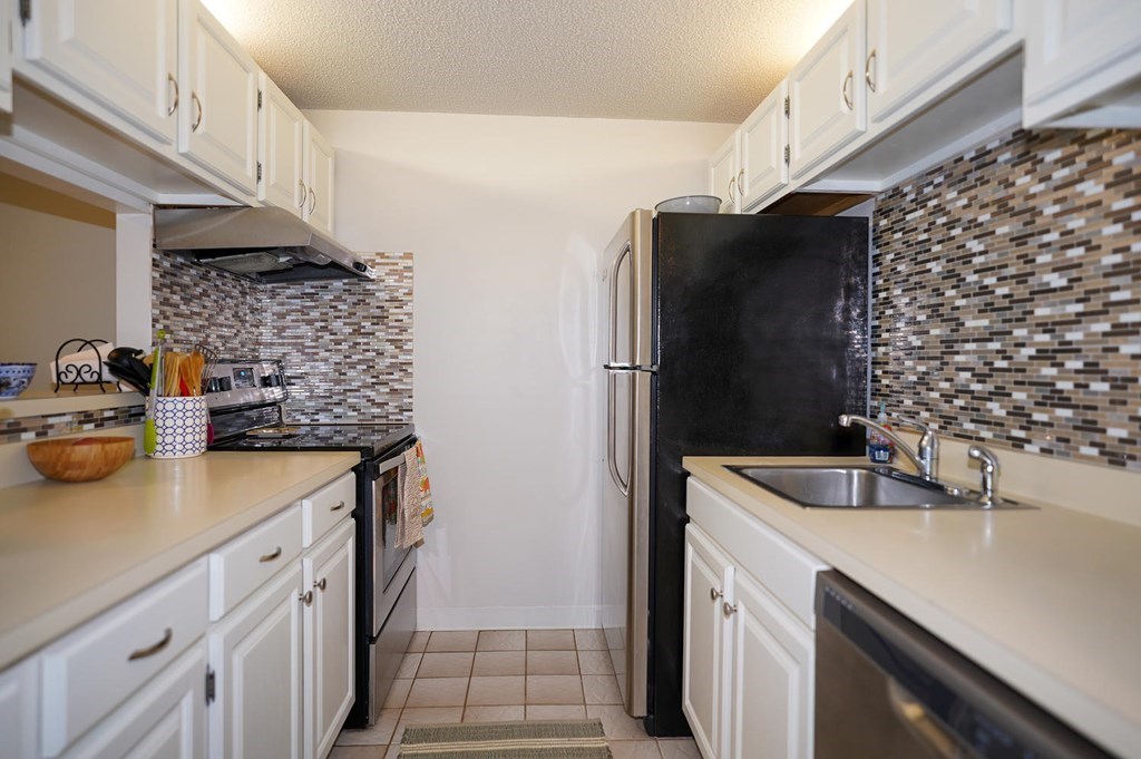 314 Riverside Avenue, Unit 204 Medford, MA 02155 - Photo 7 of 17