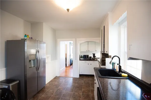 $3,000 | 21 Congdon Avenue, Newport, RI 02840