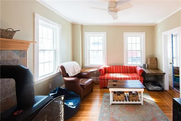 $3,000 | 21 Congdon Avenue, Newport, RI 02840