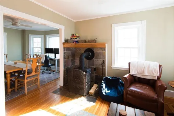 $3,000 | 21 Congdon Avenue, Newport, RI 02840