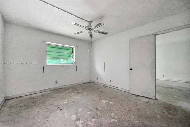 $110,000 | 700 Southeast 6th Avenue, Unit 304, Deerfield Beach, FL 33441