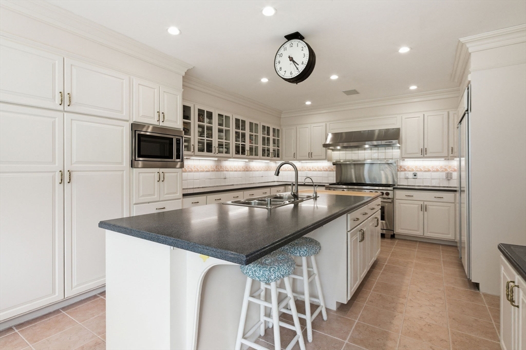 63 South Main Street Barnstable, MA 02655 - Photo 21 of 42