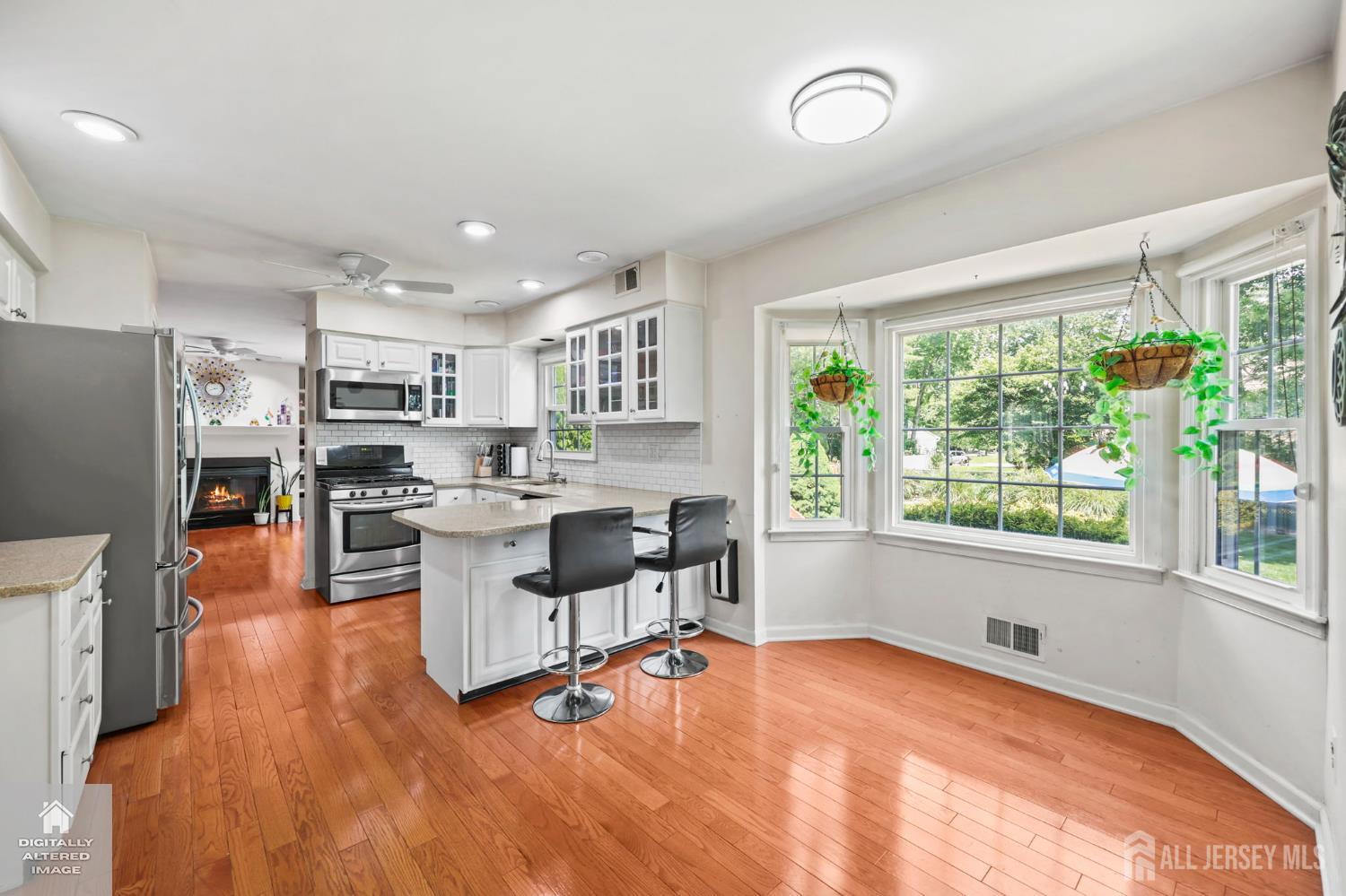 78 Henderson Road Kendall Park, NJ 08824 - Photo 14 of 40