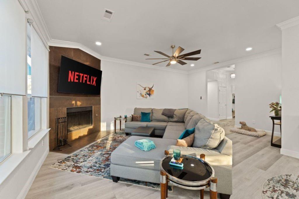 8613 Lakeside Drive Rowlett, TX 75088 - Photo 6 of 22