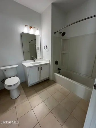 $2,492 | 60 Weibel Avenue, Unit 6ML103, Saratoga Springs, NY 12866