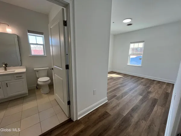 $2,492 | 60 Weibel Avenue, Unit 6ML103, Saratoga Springs, NY 12866