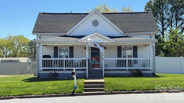 $295,000 | 714 Brook Street, Belmont, NC 28012