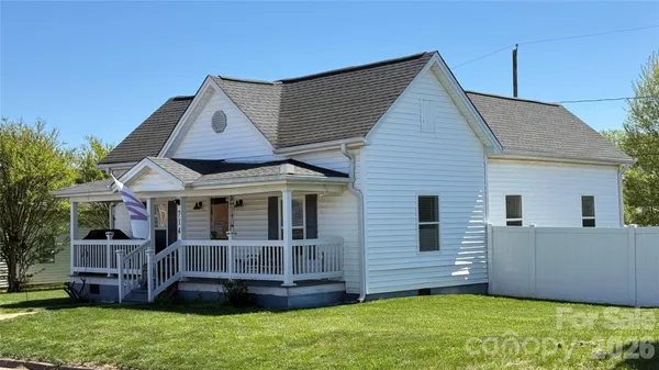 $295,000 | 714 Brook Street, Belmont, NC 28012
