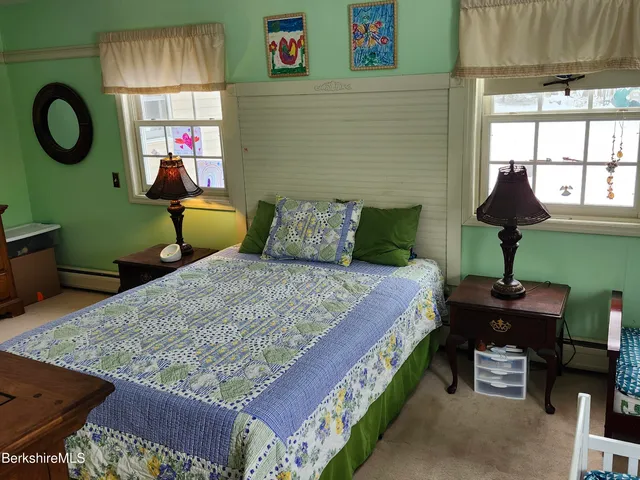 $699,900 | 10 Lillybrook Road, Pittsfield, MA 01201