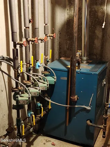 $699,900 | 10 Lillybrook Road, Pittsfield, MA 01201