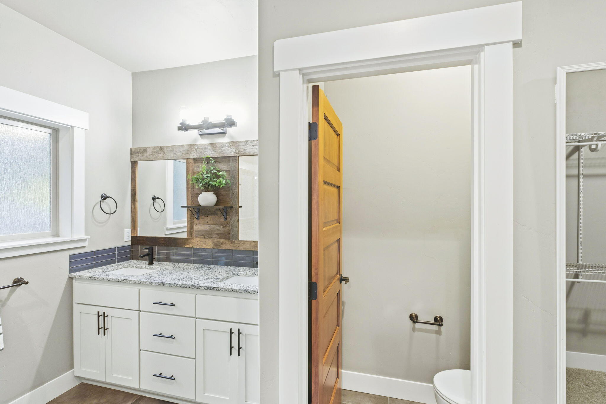 16907 Indio Road Bend, OR 97707 - Photo 24 of 46