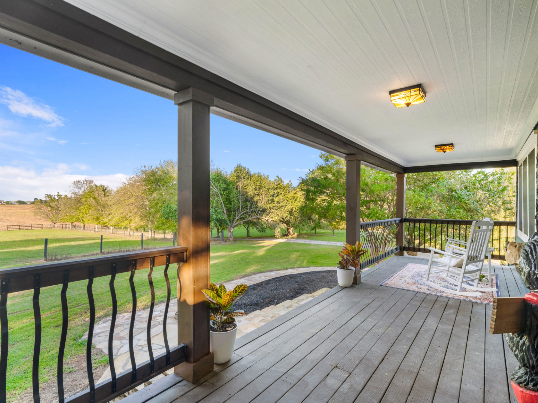 5439 Minnis Road Springfield, TN 37172 - Photo 3 of 43 a view of swimming pool from a balcony