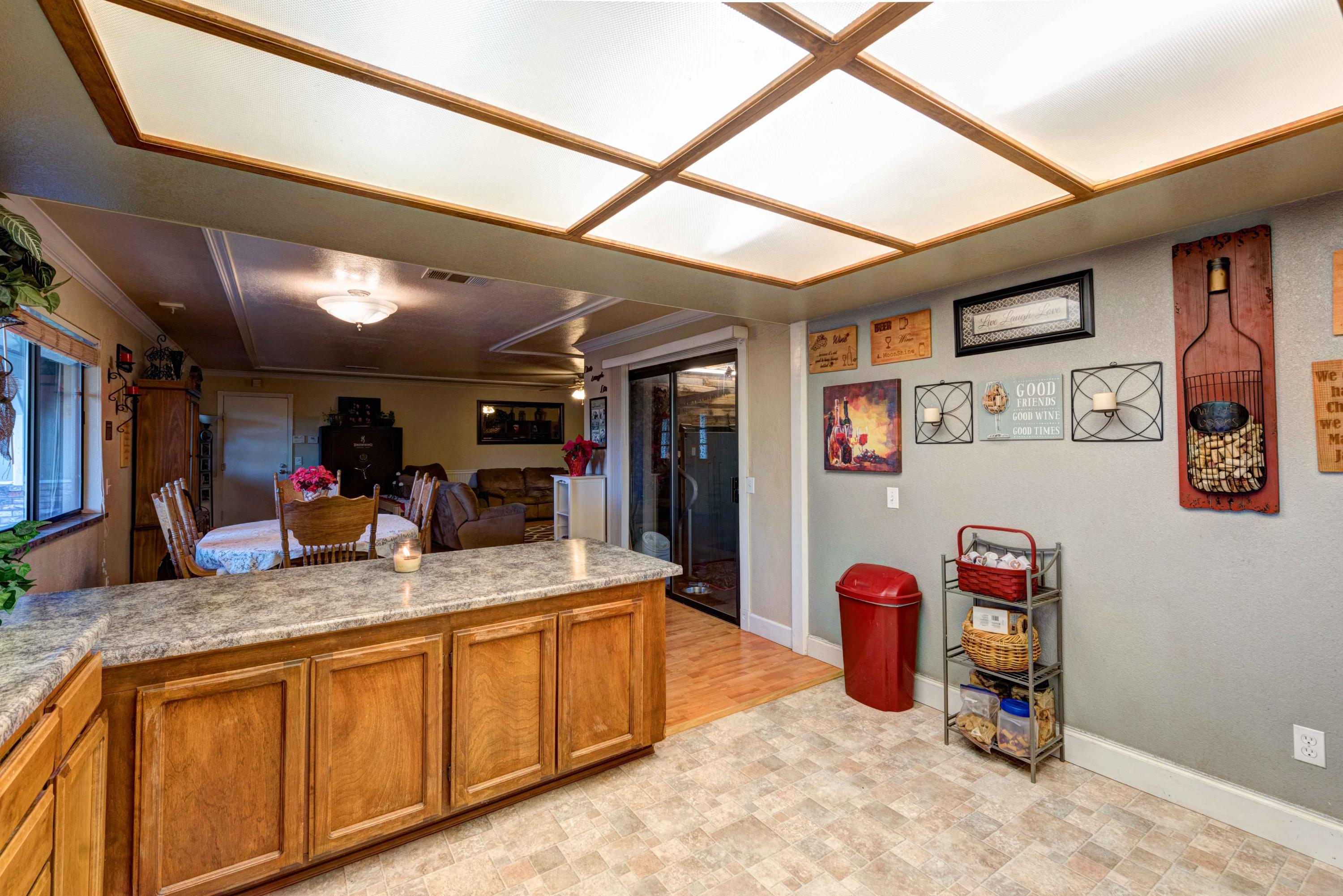 2173 Rancho Road Redding, CA 96002 - Photo 8 of 28 GraceAstonPhotography-13