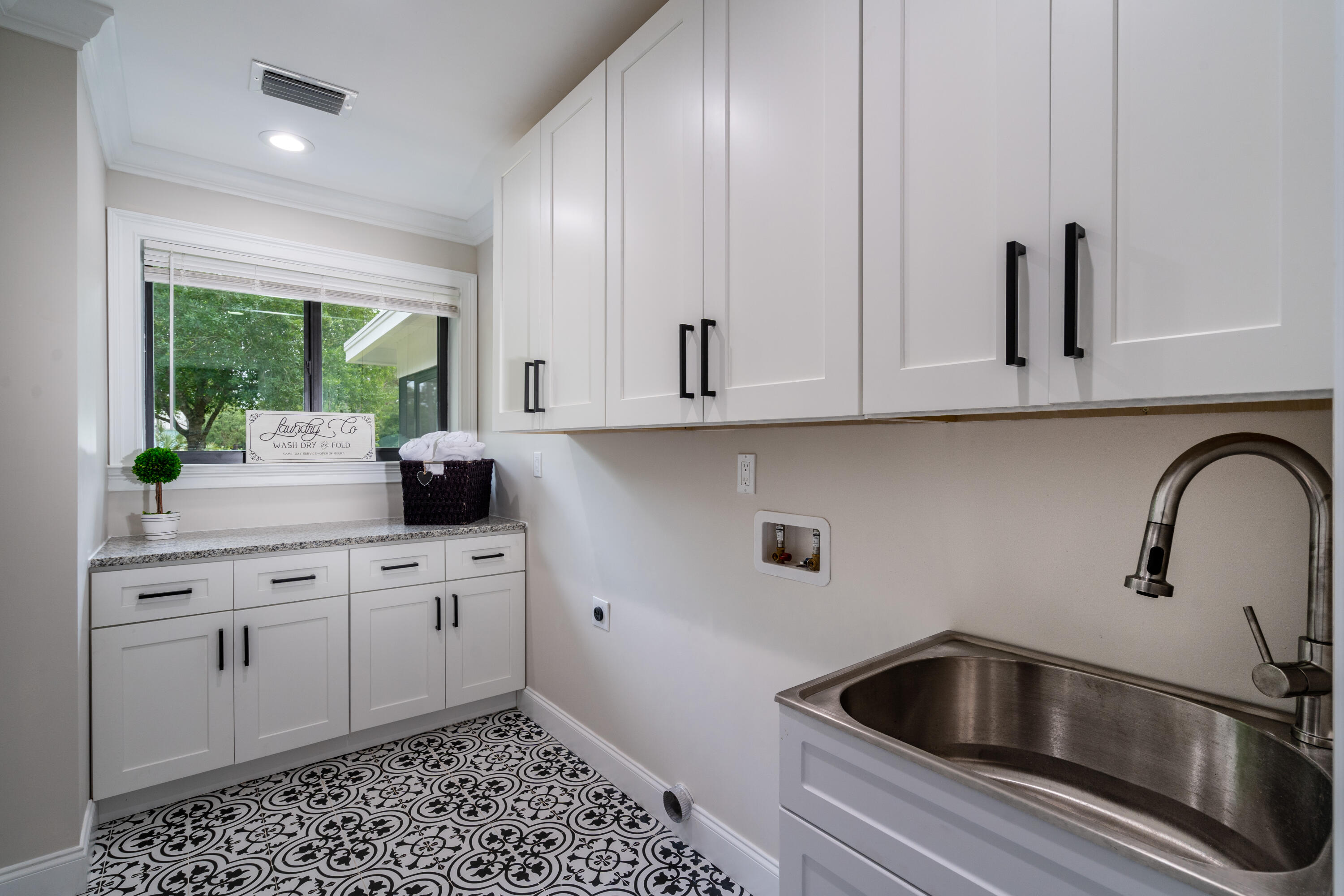 10904 Southwest Hawk View Circle Stuart, FL 34997 - Photo 16 of 32 014-Hawkview-3060