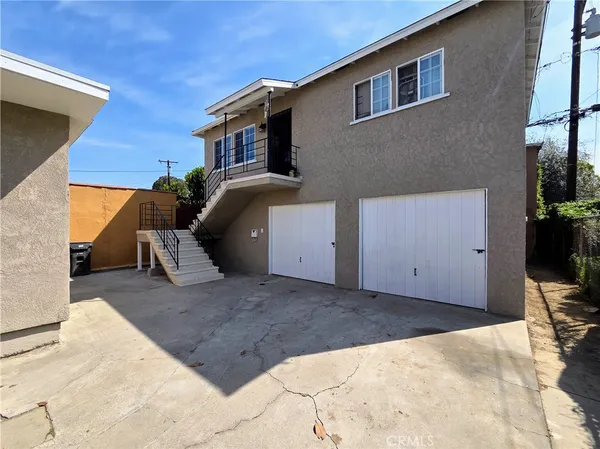 $824,900 | 5552 Lewis Avenue, Long Beach, CA 90805