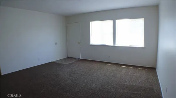 $824,900 | 5552 Lewis Avenue, Long Beach, CA 90805