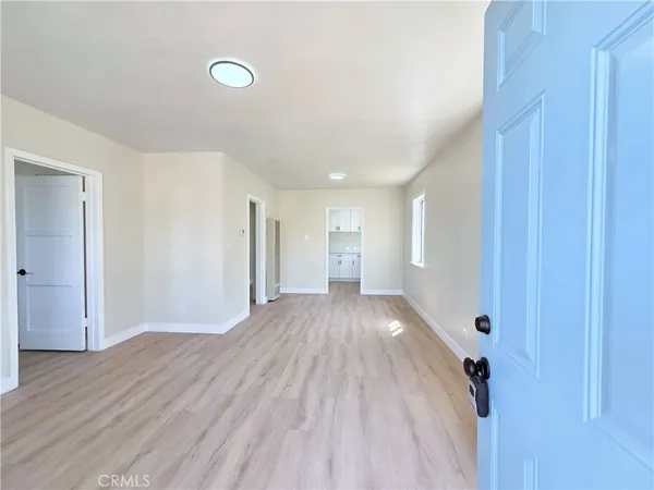 $824,900 | 5552 Lewis Avenue, Long Beach, CA 90805