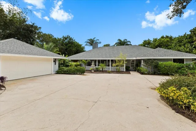 $799,000 | 1938 Southwest Winners Drive, Palm City, FL 34990