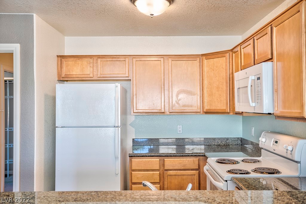 9325 West Desert Inn Road, Unit 266 Las Vegas, NV 89117 - Photo 31 of 50 Gallery Image 31