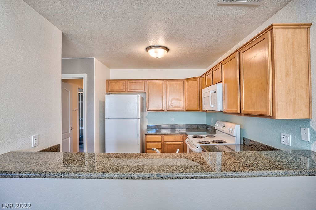 9325 West Desert Inn Road, Unit 266 Las Vegas, NV 89117 - Photo 32 of 50 Gallery Image 32