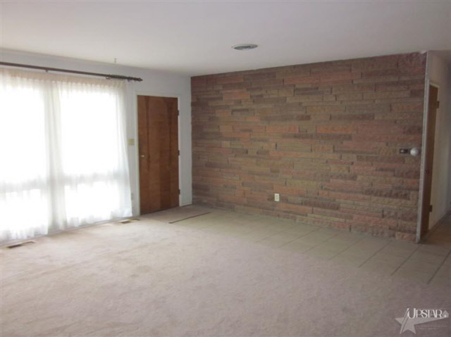 3522 Hastings Road Fort Wayne, IN 46805 - Photo 4 of 13 Gallery Image 4