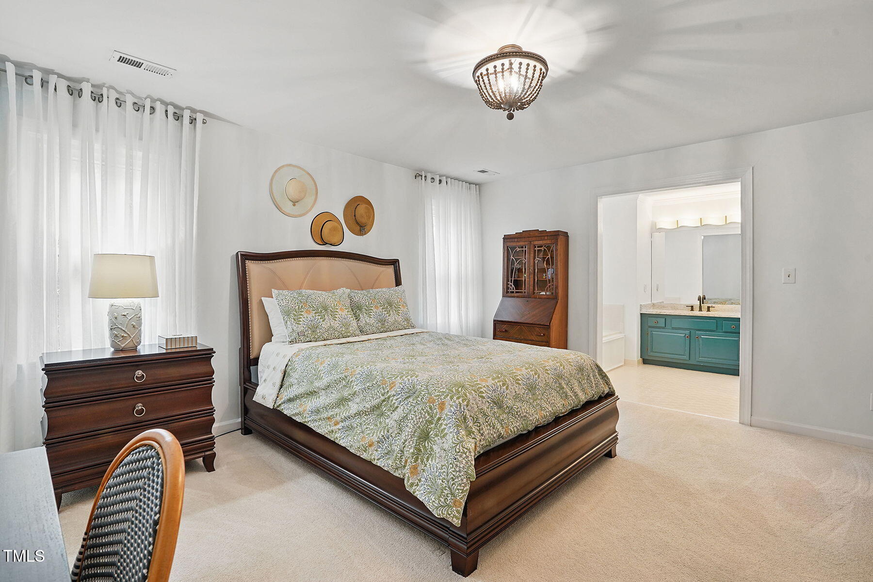 6108 Friars Walk Place Raleigh, NC 27609 - Photo 16 of 28 21-web-or-mls-Photo_026
