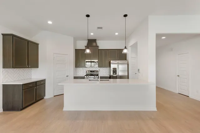 $1,950 | 11828 Whirlaway Drive, Willis, TX 77318