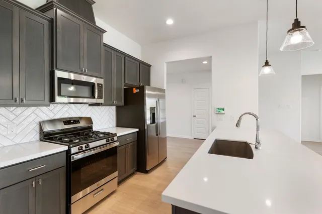 $1,950 | 11828 Whirlaway Drive, Willis, TX 77318