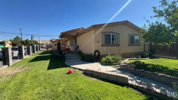 $270,000 | Undisclosed Address, Taft, CA 93268