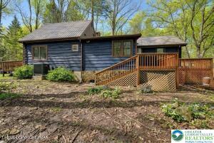 8 Button Wood Road Lake Harmony, PA 18624 - Photo 3 of 50