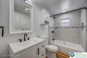 8 Button Wood Road Lake Harmony, PA 18624 - Photo 31 of 50