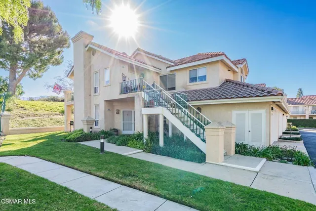 $675,000 | 264 Ridgeton Lane, Unit D, Simi Valley, CA 93065