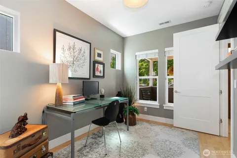 $1,225,000 | 6916 Flora Avenue South, Seattle, WA 98108