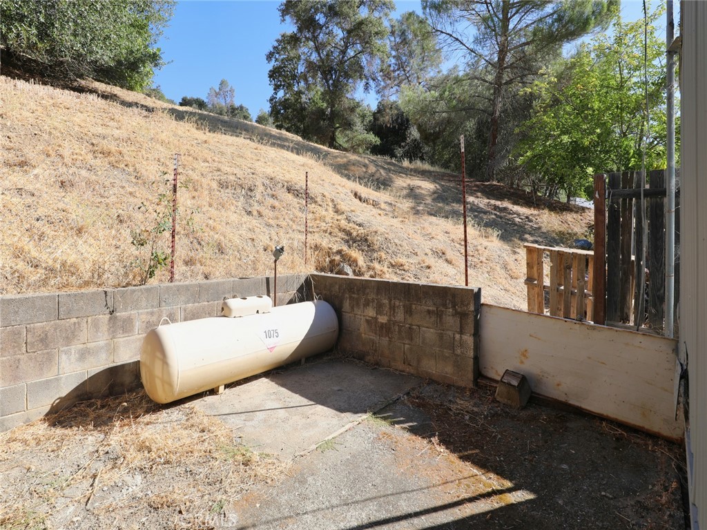 3944 Foothill Drive Lucerne, CA 95458 - Photo 7 of 20