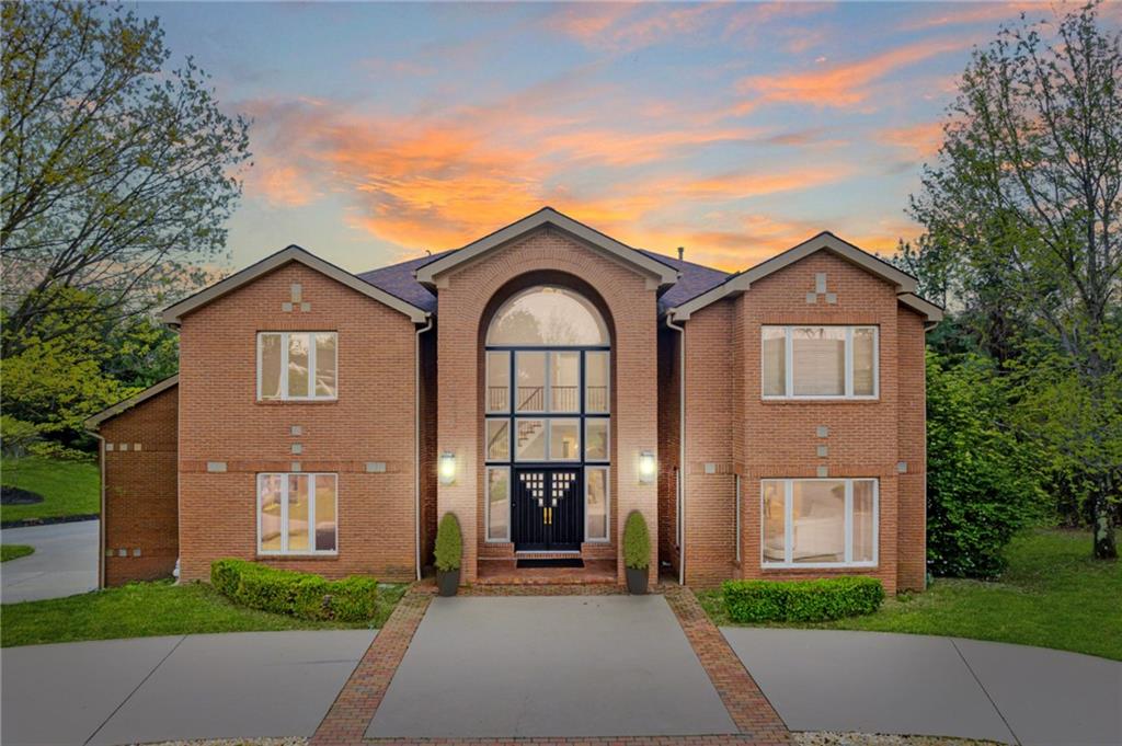 904 Settlers Ridge Road Pittsburgh, PA 15238 - Photo 1 of 25 Gallery Image 1
