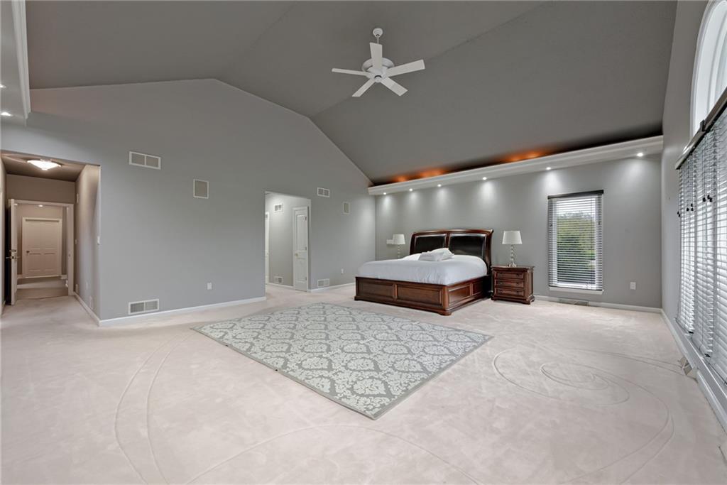 904 Settlers Ridge Road Pittsburgh, PA 15238 - Photo 15 of 25 Gallery Image 15