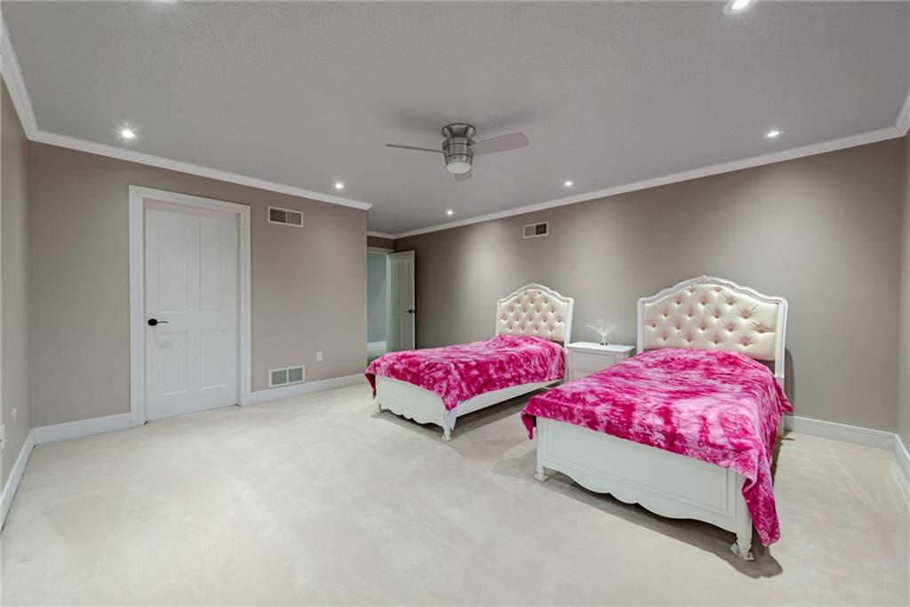 904 Settlers Ridge Road Pittsburgh, PA 15238 - Photo 17 of 25 Gallery Image 17