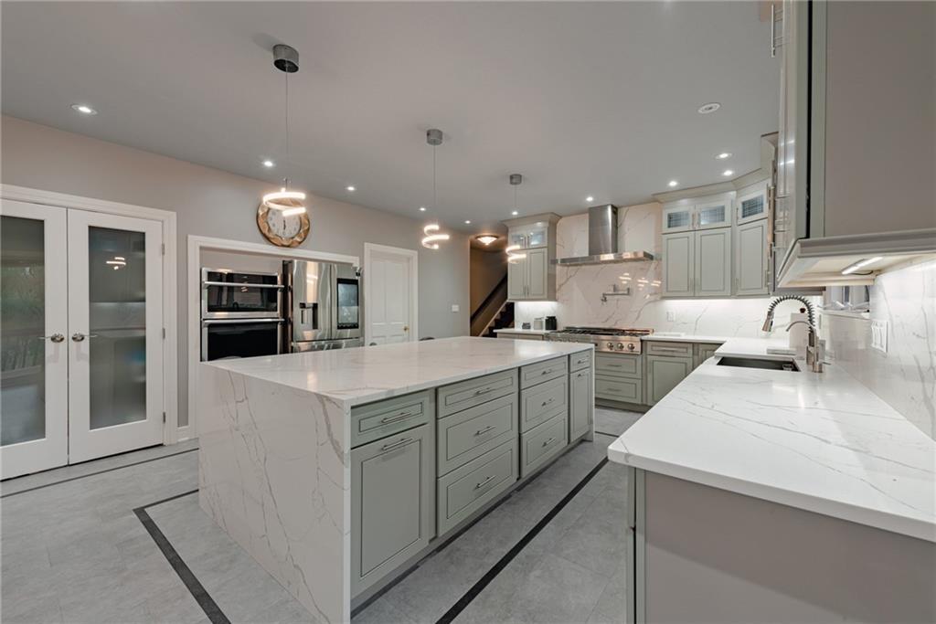 904 Settlers Ridge Road Pittsburgh, PA 15238 - Photo 10 of 25 Gallery Image 10
