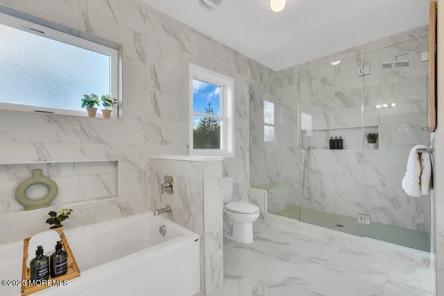 $1,525,000 | 11 Cranberry Harvest Court, Jackson, NJ 08527