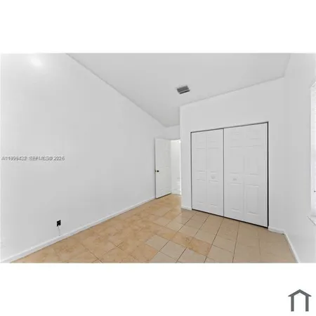 $4,000 | 2269 North Rock Island Road, Unit 2269, Margate, FL 33063