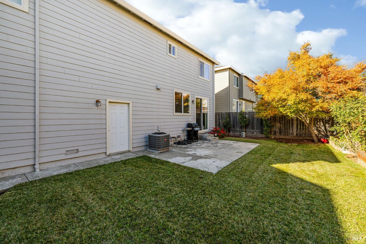 2448 Gilham Way Santa Rosa, CA 95404 - Photo 30 of 39