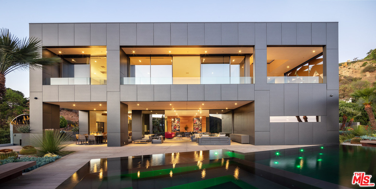 2341 Gloaming Way Beverly Hills, CA 90210 - Photo 1 of 23