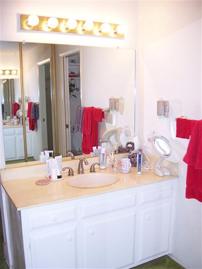 4785 Esquivel Road Vacaville, CA 95688 - Photo 11 of 12 Master bathroom