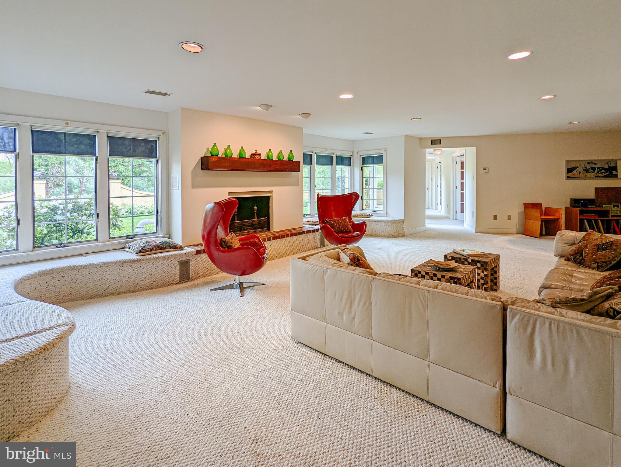 656 St Matthews Road Chester Springs, PA 19425 - Photo 56 of 66 L Lev- Family Room w/ Alcove